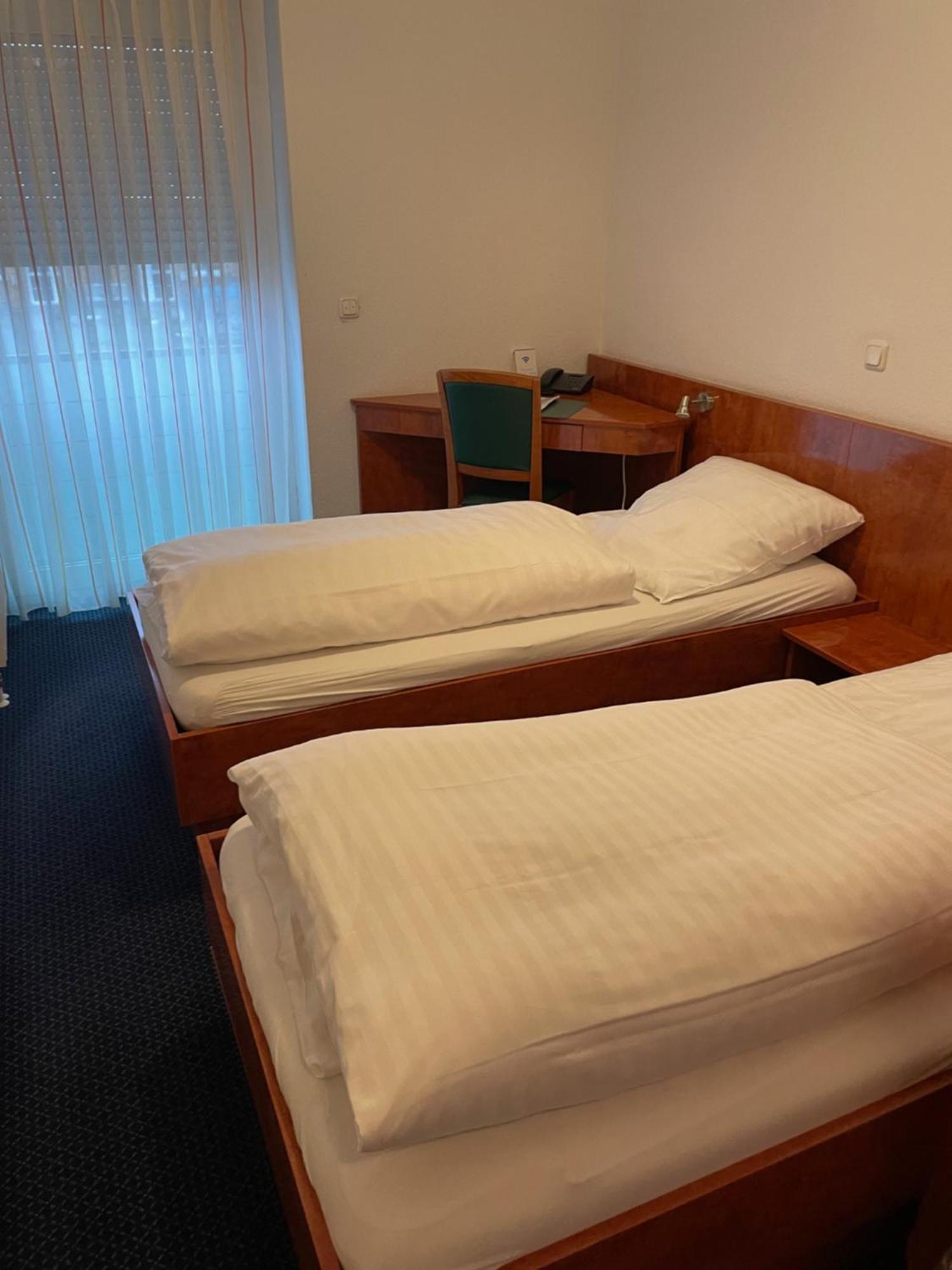 Hotel Merkenich Köln Eksteriør billede